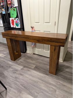 Entryway table