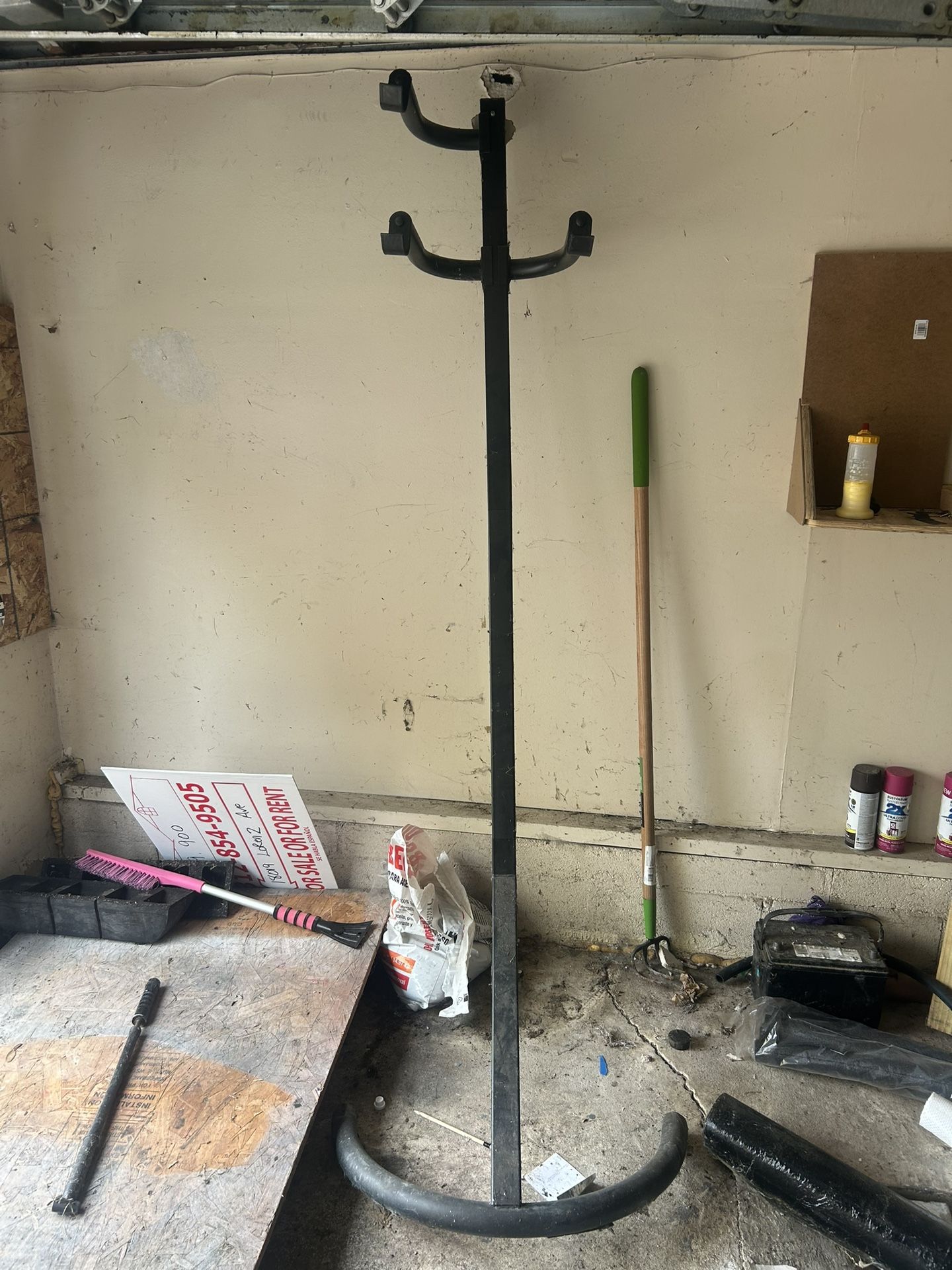 Sturdy Bike Rack Great Conditions 