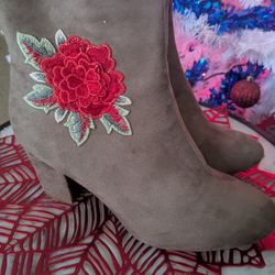 Brand New Women's Heeled Boots