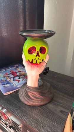 Bath & body Works evil queen candle holder