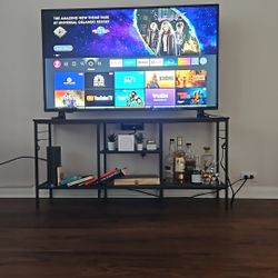  INSIGNIA 50” 4K Smart TV