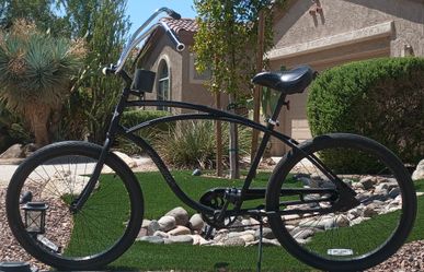 Men's Electra california beach cruiser bicycle with 26-in bike tires