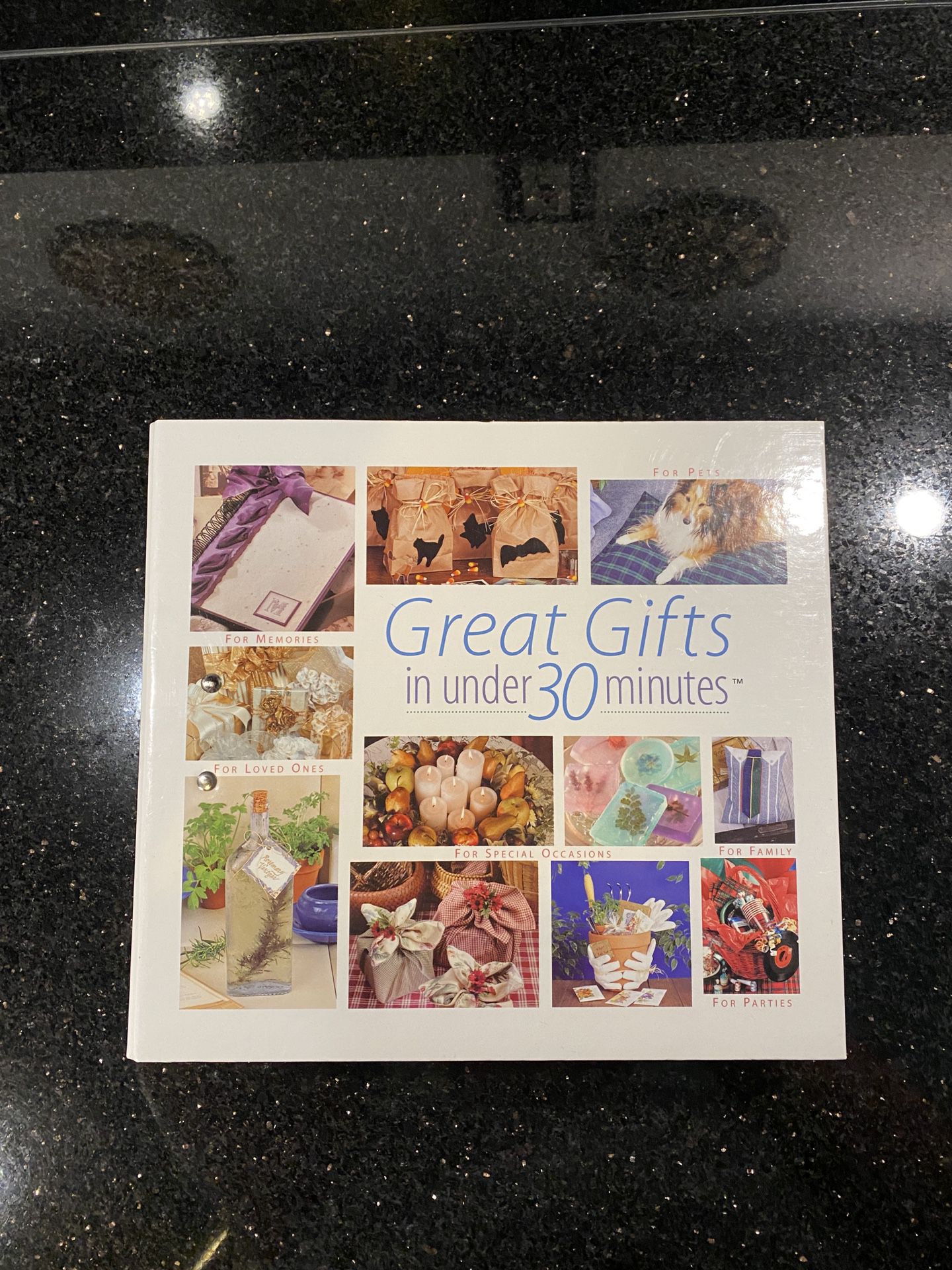 Great Gifts In Under 30 Minutes 3-Ring Book Binder Instructions & Illustrations