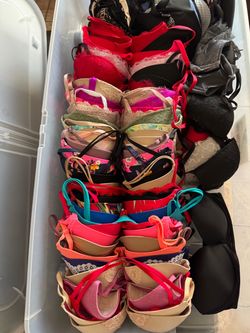 Victoria secret bras size 32D