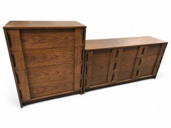 ✨ New Arrivals at St Louis Consignment Gallery ✨
Vintage Bassett Mid-Century Modern Dresser & Chest of Drawers