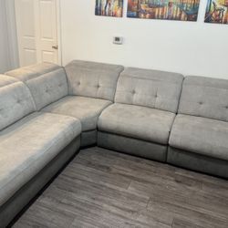 5 Pc Power Reclining Sectional