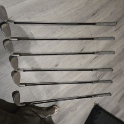 6 Golf Clubs-various Sizes 