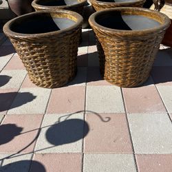 New Flower Pots Made Out Of Clay 