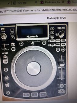 TWO NUMARK NDX. 800