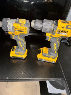 Dewalt Drill set