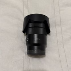 Sony - Zoom Lens 18-105mm f/4.0