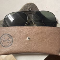 Ray Ban Vintage Black Aviator Sunglasses