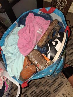 Clothes/ shoes