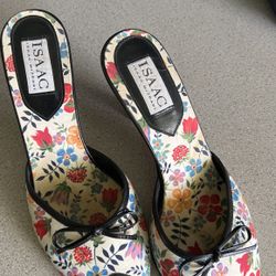 Classy   3” ISAAC HEELS   Excellent Condition