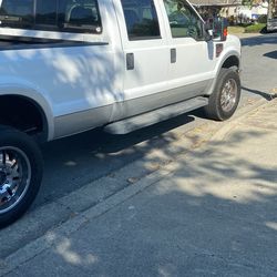 2008 Ford F-350 F-550 Super Duty 4WD