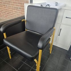 Shampoo Chair