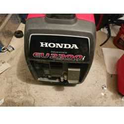 Honda 2200 Watt Whisper Generator