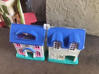 Doll houses