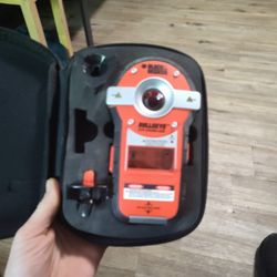 Black  & Decker Bullseye Auto Leveling Laser