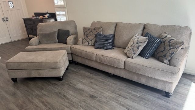 Sofa/couch, Oversized Chaise Lounge Chair And Ottoman