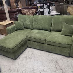 Brand New Floorsample Sleeper Sectional