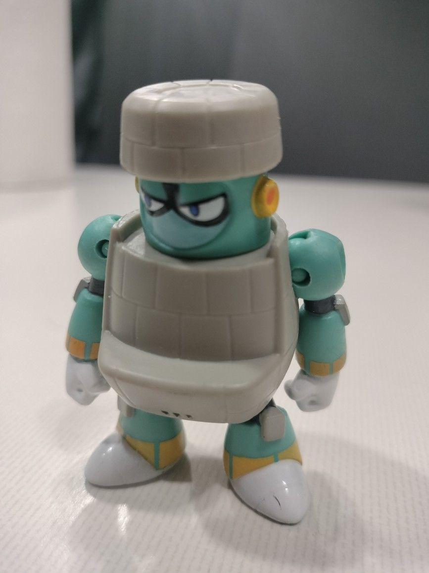 MegaMan - Block Man 2.5" Tall ( Action Figures Box )