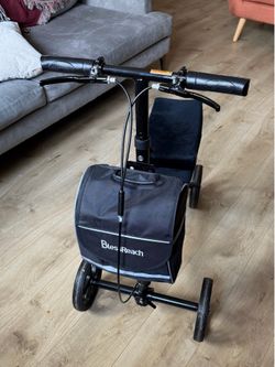 knee scooter