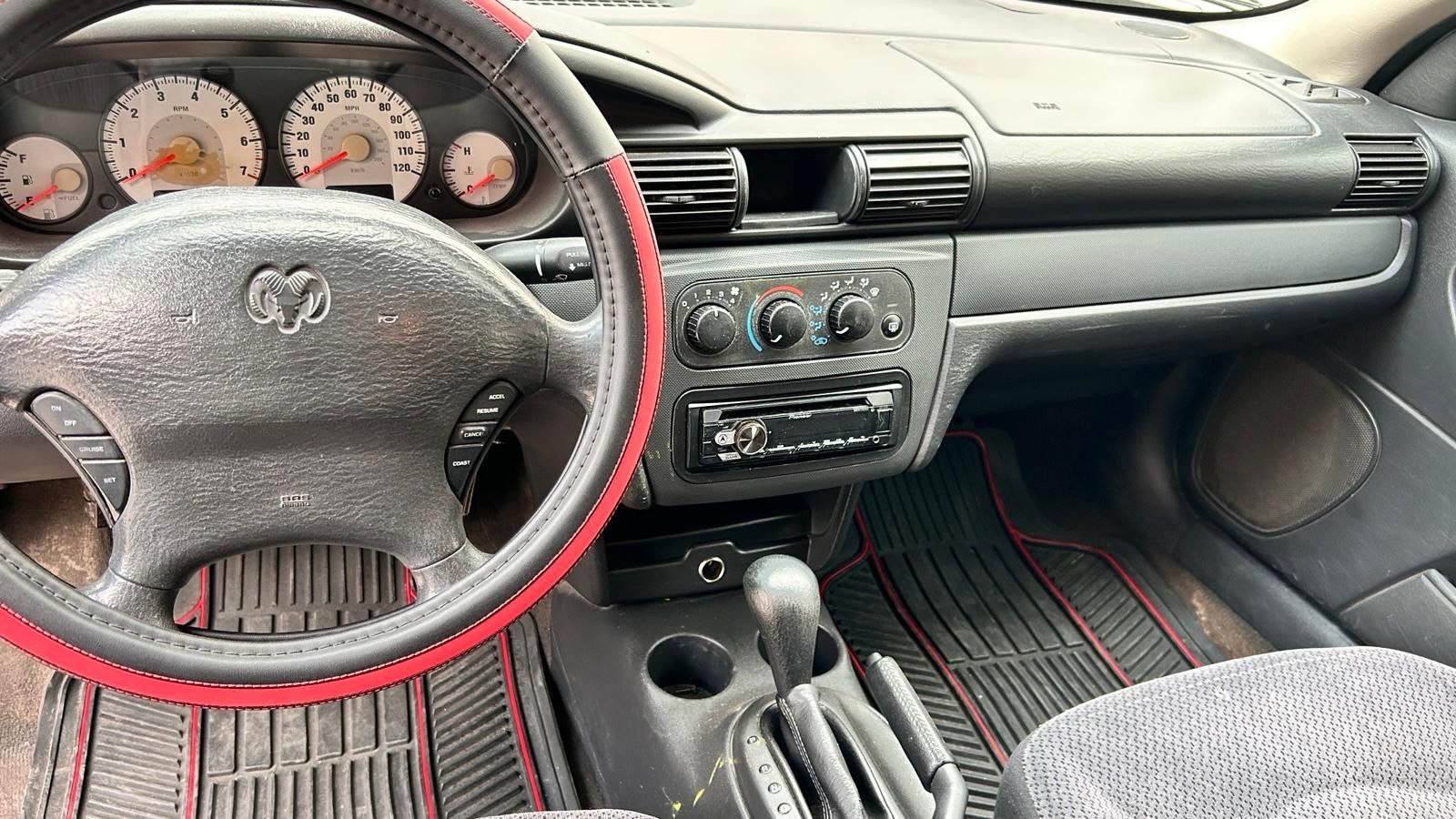 2004 Dodge Stratus