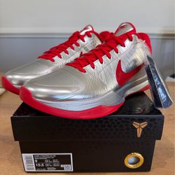 Nike Kobe 5 Protro Caitlin Clark PE Size 9