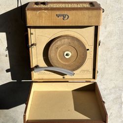 Vintage 1950s Crescendo Portable Record Player