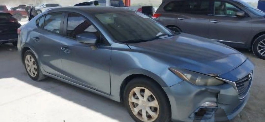 2015 Mazda Mazda3 Sport