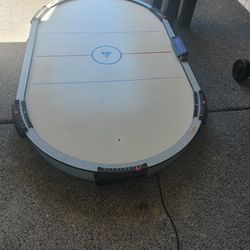 Air Hockey Table