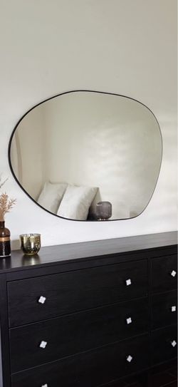 Mirror with black trim