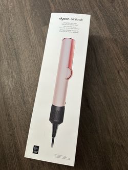 Dyson airstrait