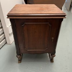 Good Housekeeping Institute Sewing Table With Cabinet 