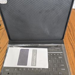 iPad Pro 13 Inch Case with Keyboard, Magnetic Detachable Keyboard, Precise Cutouts Case with Pencil Holder