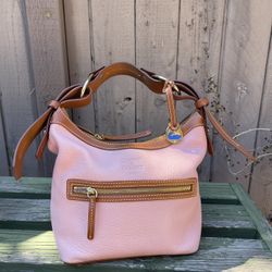 Dooney & Bourke 1975