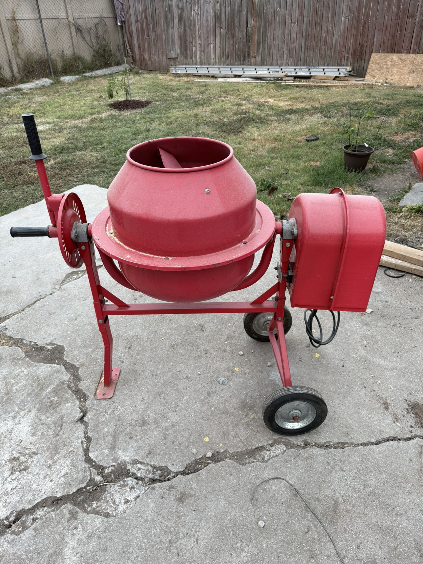 1.25 cu. ft. Cement Mixer