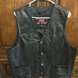 Men’s Black Leather Biker Vest Sz XL