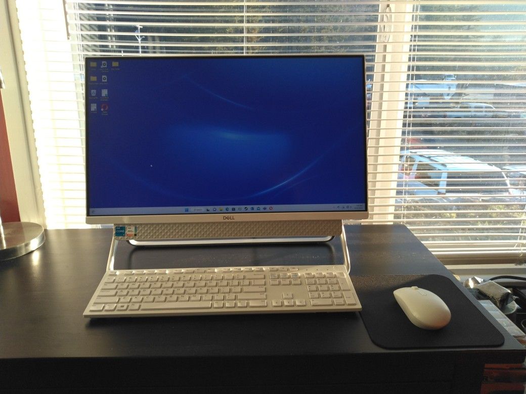 Dell INSPIRON 5400 AIO (All In One)