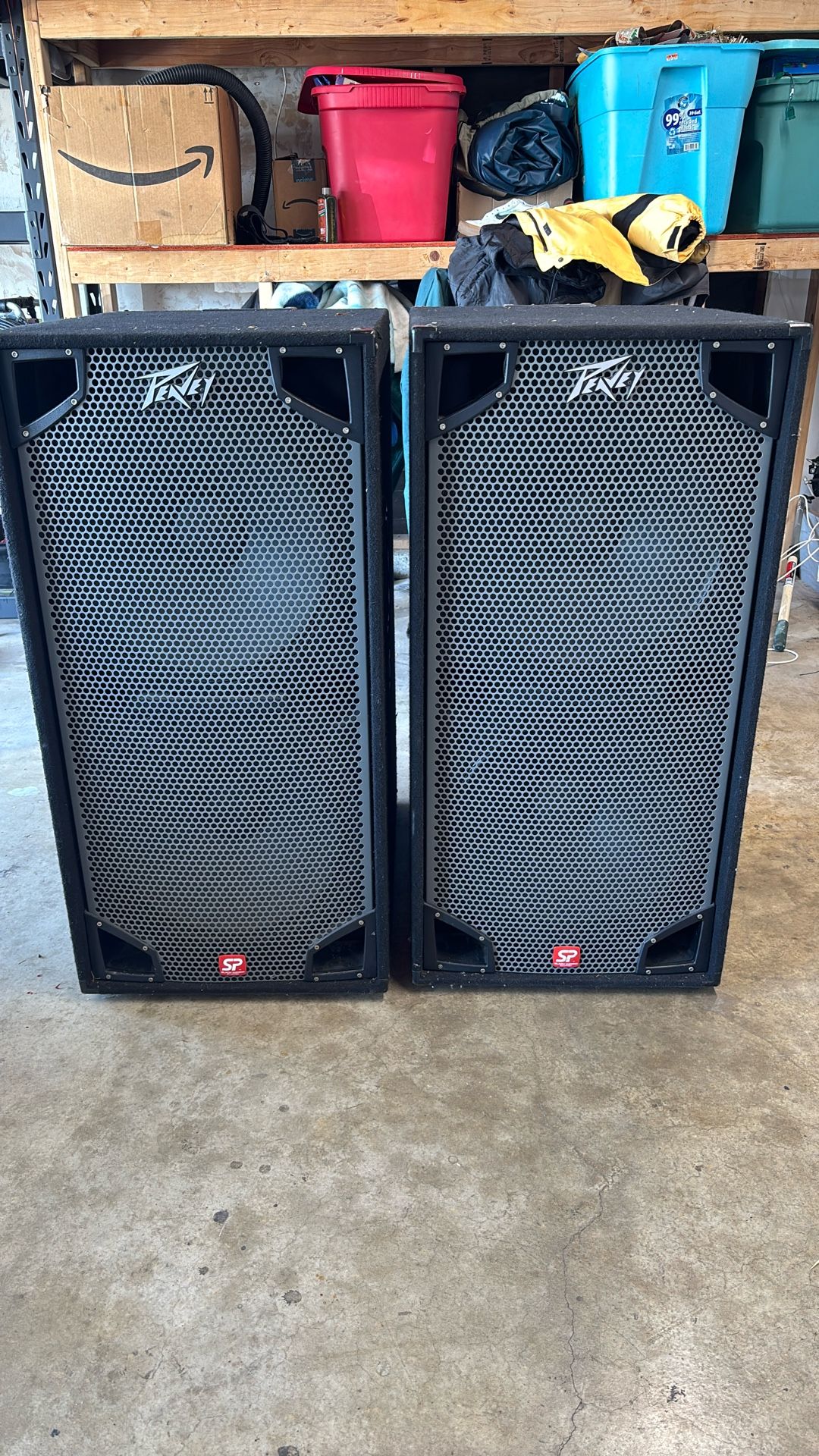 Speakers  Peavey 18”subs