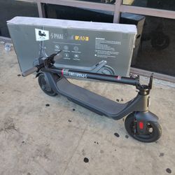 Scooter Phantom A10 🛵