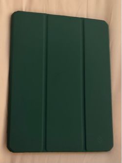 iPad Pro 11 inch 64 gb with screen protector and fintie iPad case pen protector