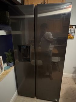 Samsung 36" Side-by-Side Refrigerator - Black Stainless Steel (Works Perfectly)