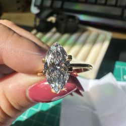 2.01 Carat Marquise Brilliant Diamond