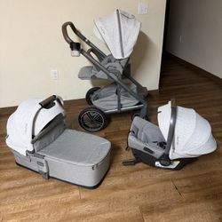 23 NUNA MIXX NEXT Stroller and Car seat and Bassinet 