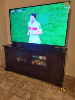 Credenza/tv stand