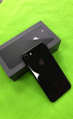 iPhone 8 Space Gray With Box Unlocked 64gb