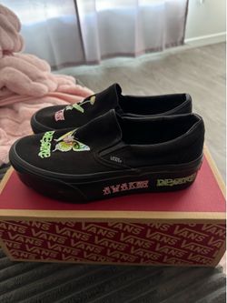 Slip on Vans. Glow in the dark