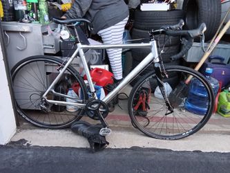 Cannondale Road/Gravel Bike Silver